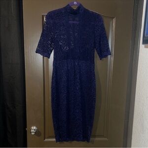 Elegant Navy Lace Midi Dress